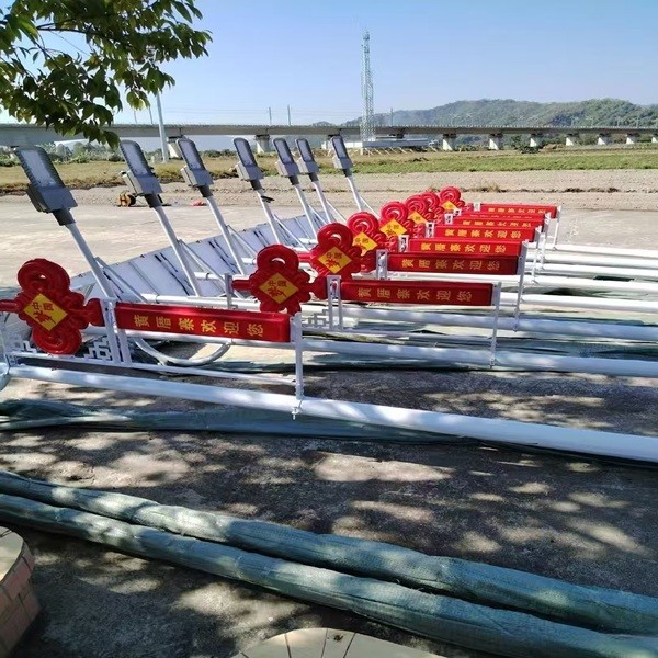 Hunan Changde 1120 LED Solar-Powered Street Lamps Installation Project