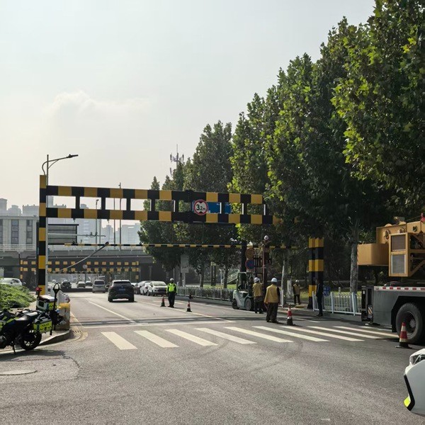 Wuxi Municipal Road 10-Set Height Restriction Gantry Construction Project