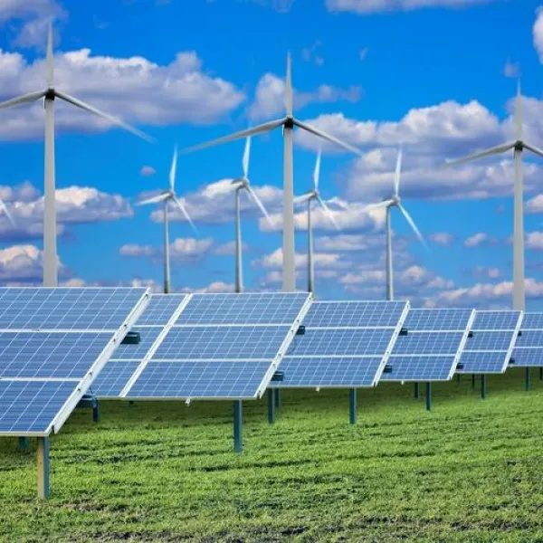 Wind Power vs Solar Photovoltaics: Global Renewable Power Plant Technology Comparison and EPC Project Selection Guide